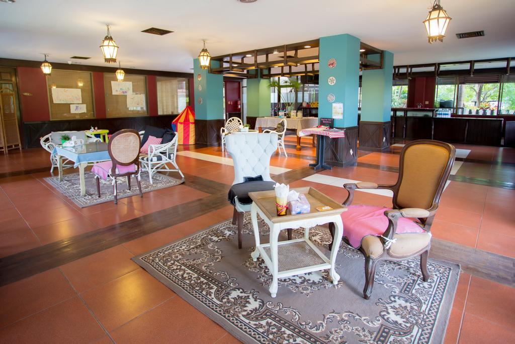 Mae Rim Lagoon Bed & Bakery Exterior photo