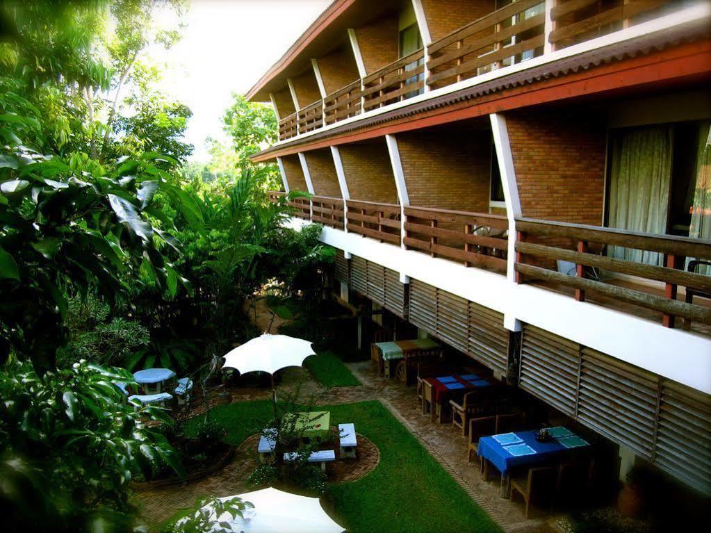Mae Rim Lagoon Bed & Bakery Exterior photo